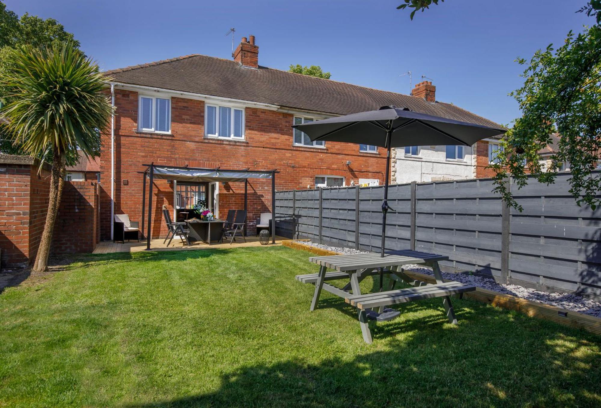 The Dodsworth Modern 4 Bedroom House, Sleeps 8 York Exterior photo